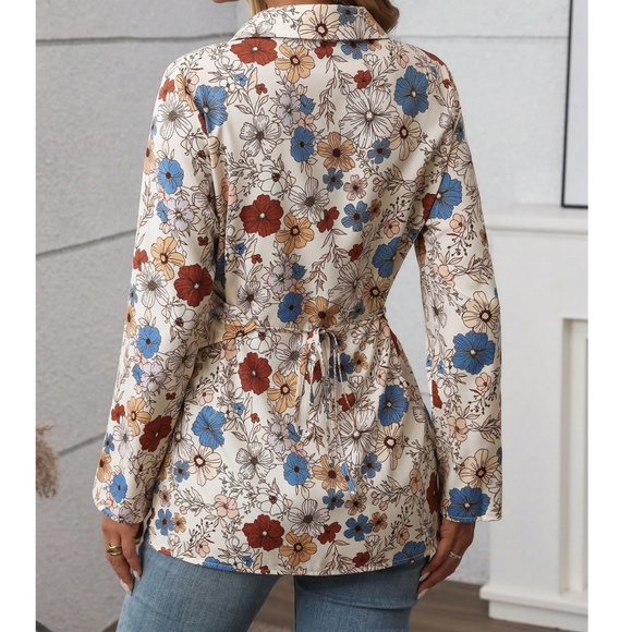 Boho Floral Print Button Tie Back Long sleeve Top - Picture 2 of 4